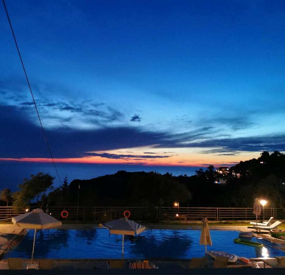 Molivos Sunset Apartments Míthimna Kültér fotó